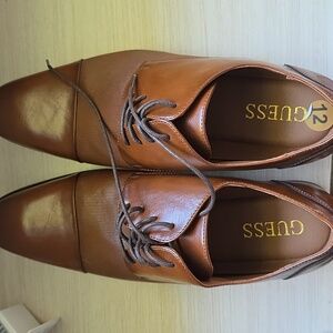 GUESS Men's Tan Oxford Shoes NEW WOT
